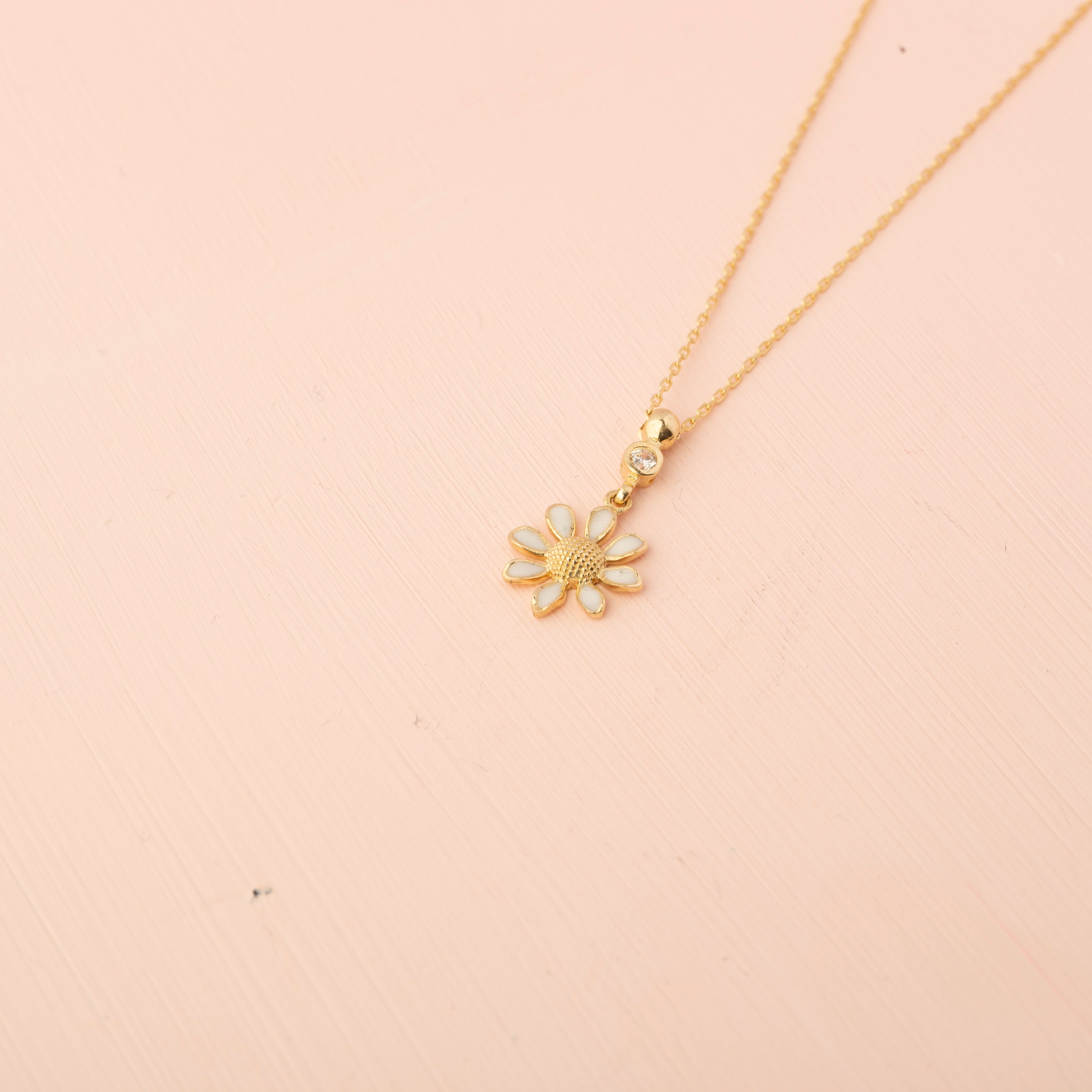14K Gold White Daisy Pendant Necklace