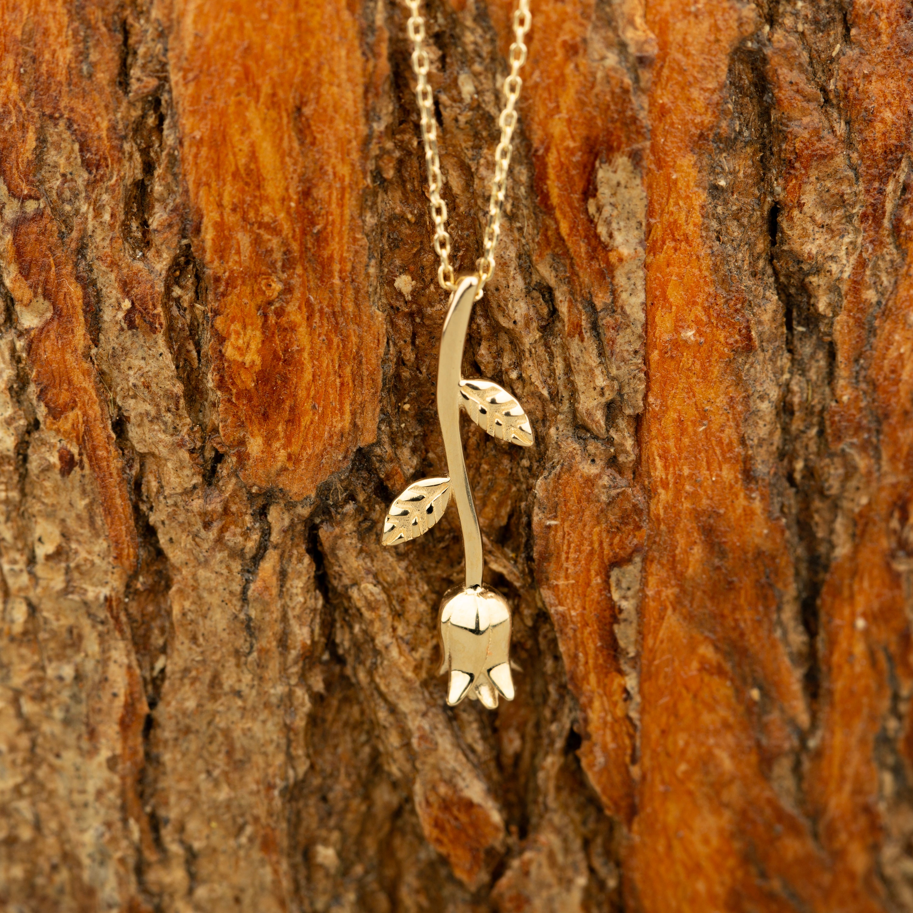 14K Gold Rose Flower Pendant Necklace