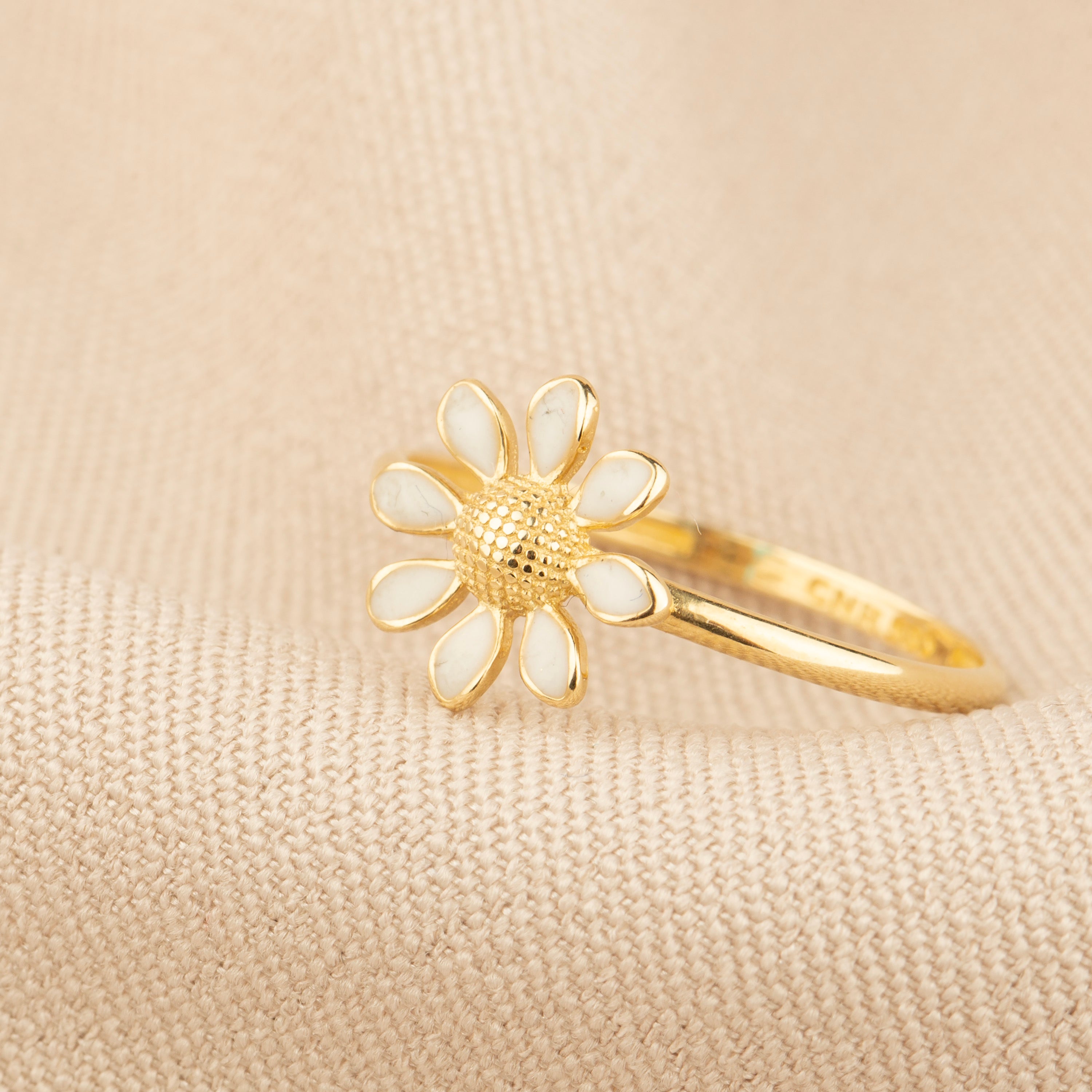 14K Gold White Daisy Flower Ring