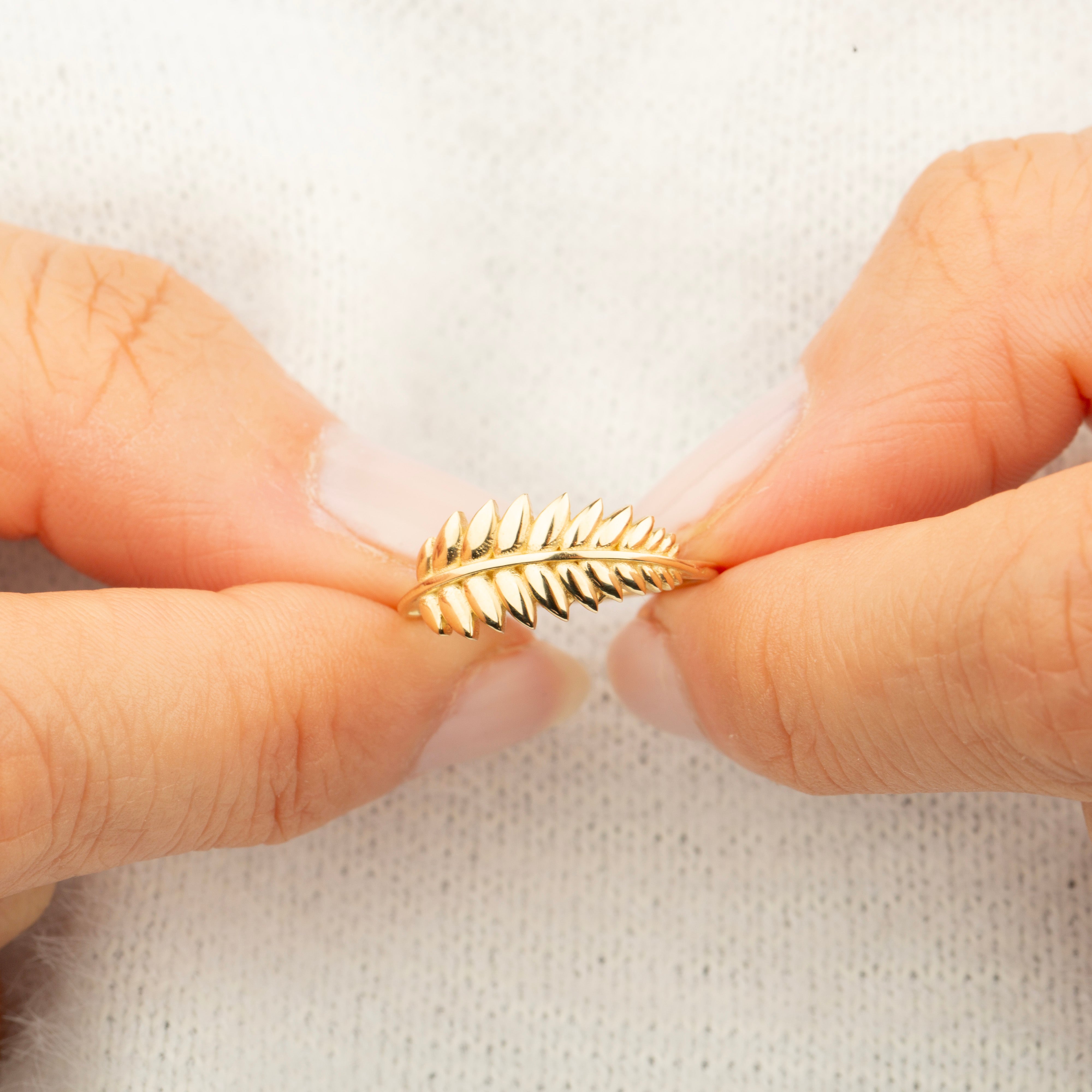 14K Solid Gold Laurel Leaf Ring