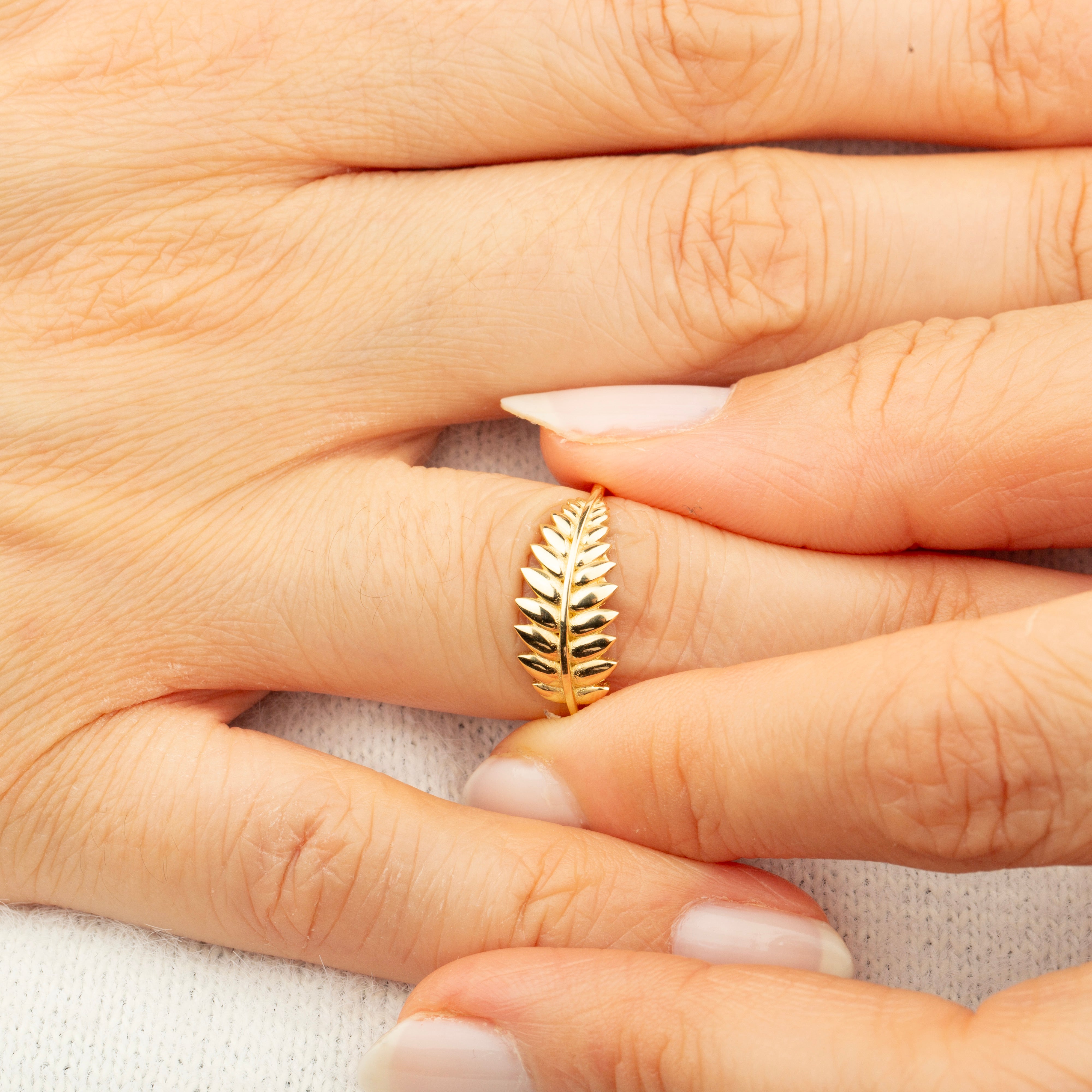 14K Solid Gold Laurel Leaf Ring