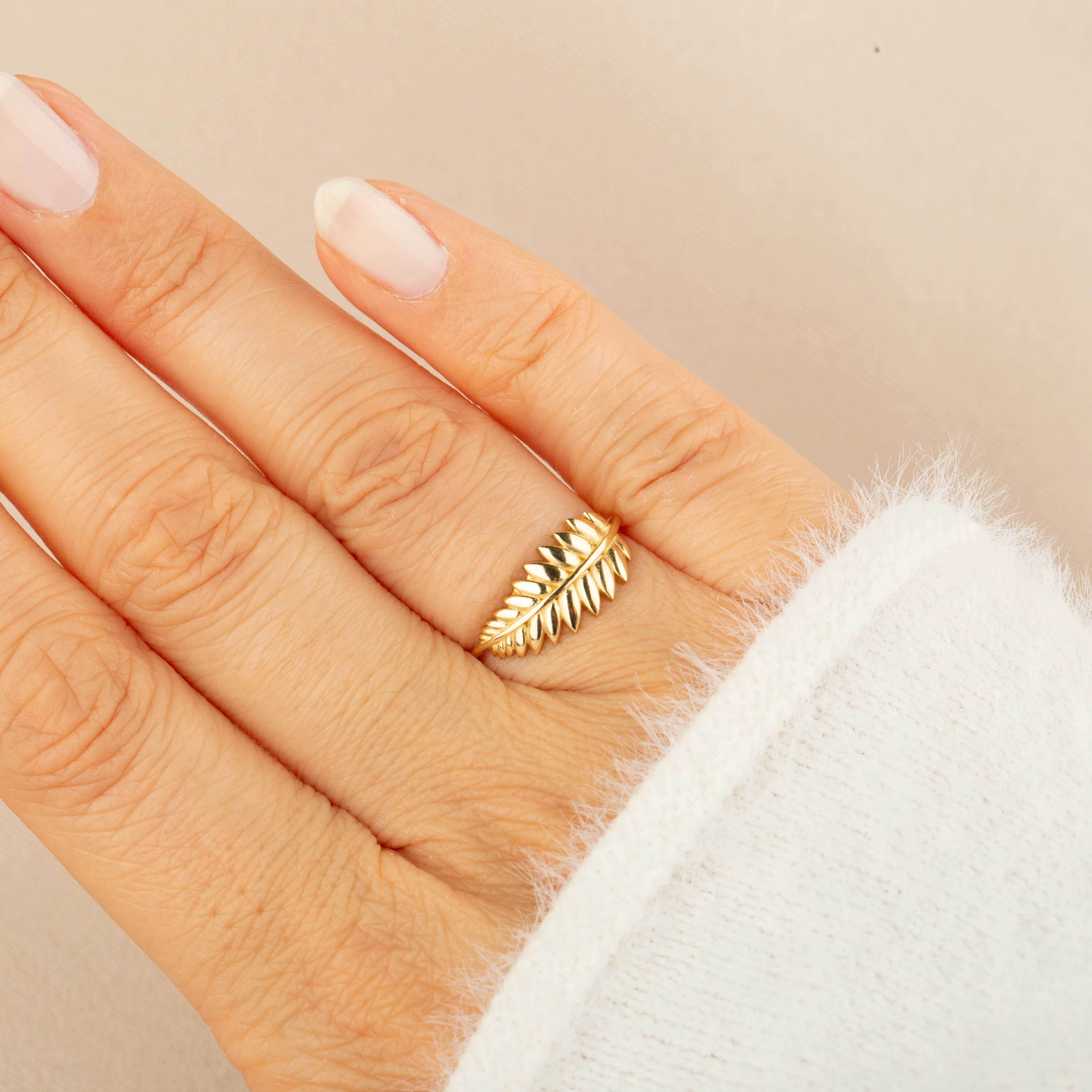 14K Solid Gold Laurel Leaf Ring