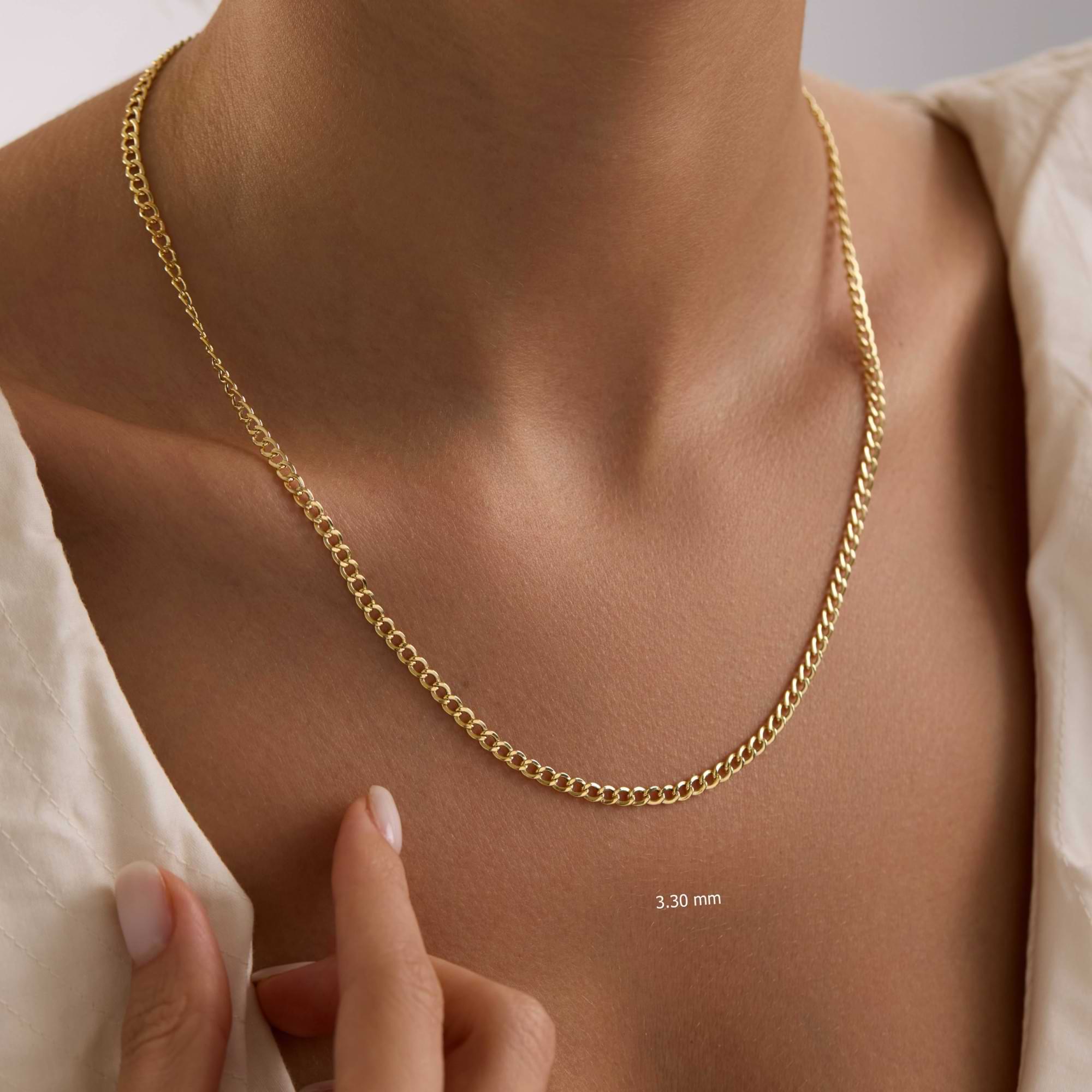 14k Gold 3.3mm curb chain necklace on a woman's neck with a close-up of the chain width.
