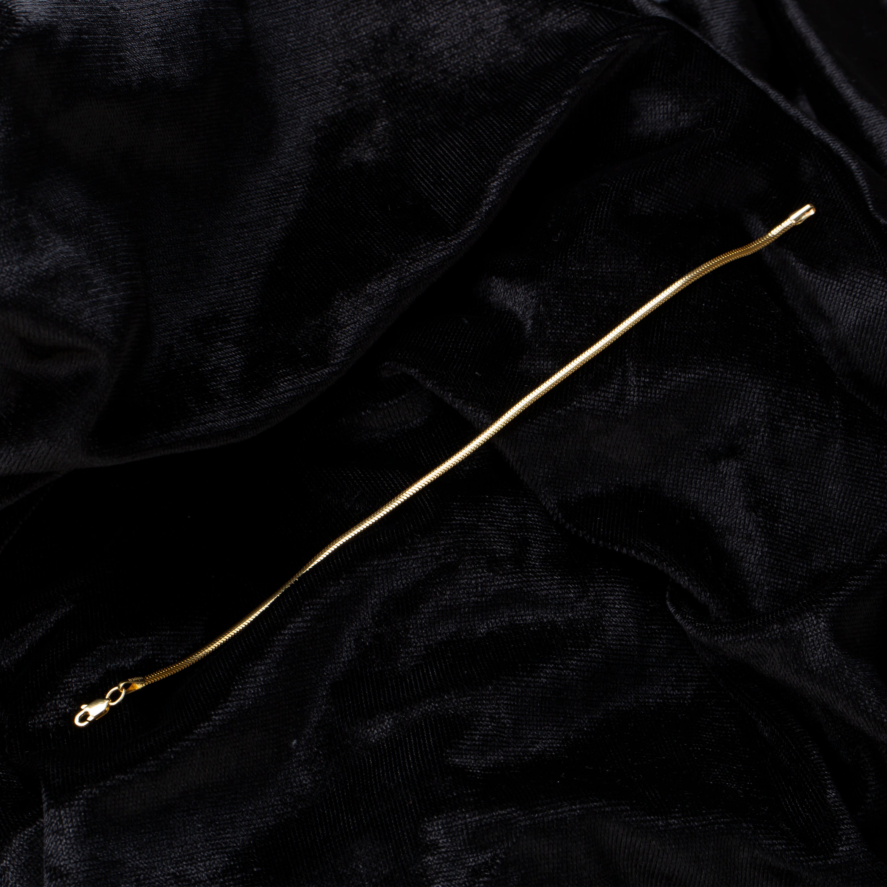 14K Gold Flat Snake Chain Bracelet - Sleek and Modern Luxury Jewelry