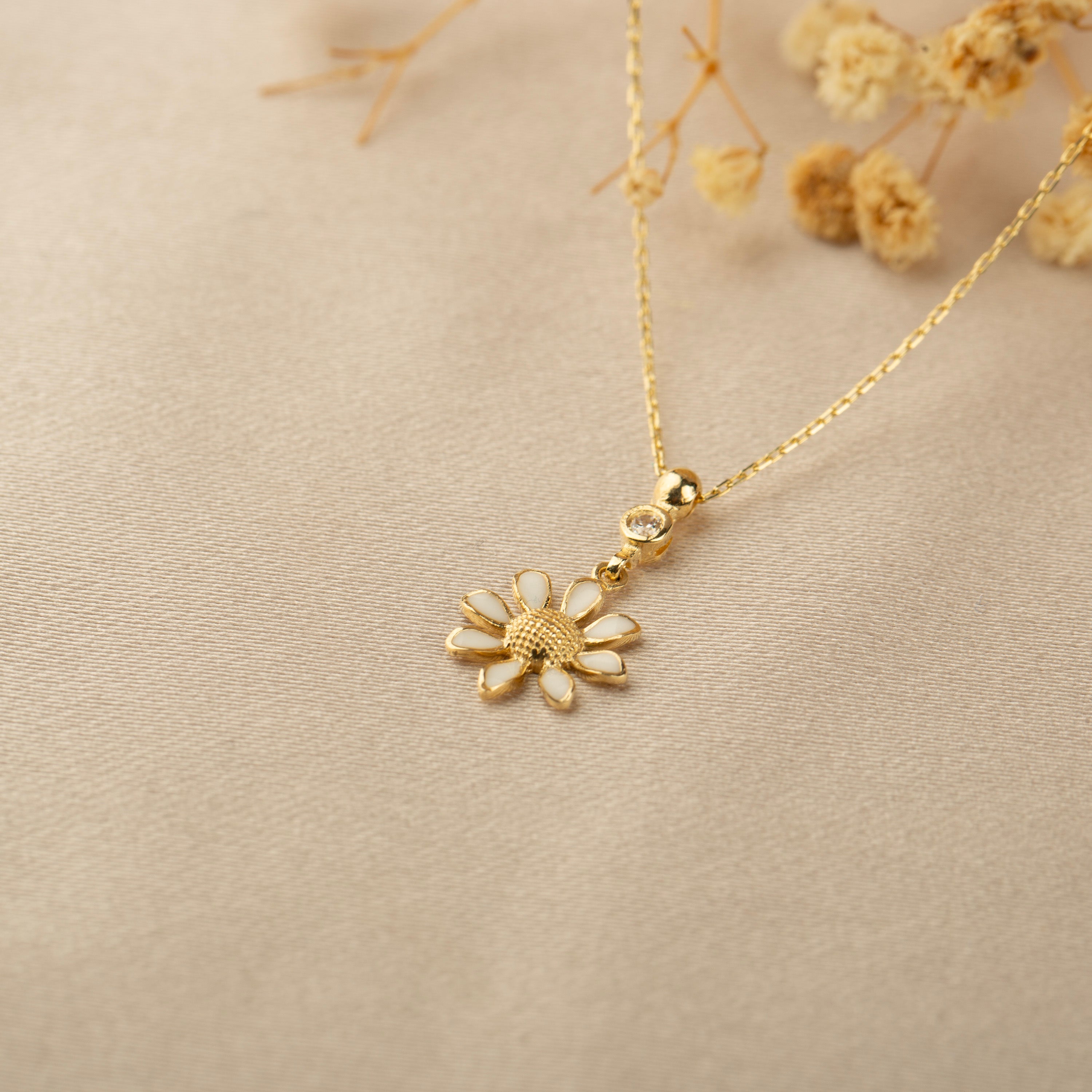 14K Gold White Daisy Pendant Necklace
