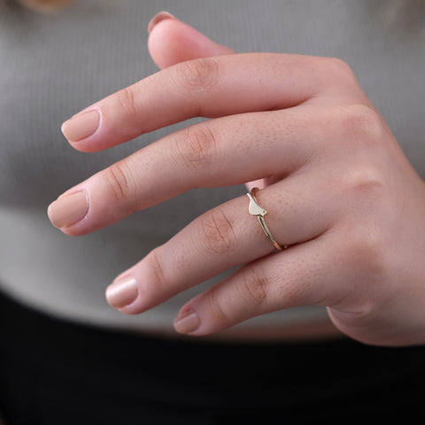 14K Gold Delicate Bird Ring - Charming and Elegant Jewelry