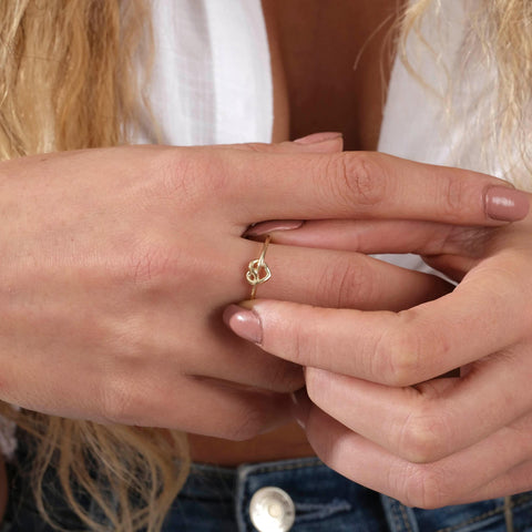 14K Gold Twisted Heart Knot Ring - A Blend of Love and Elegance